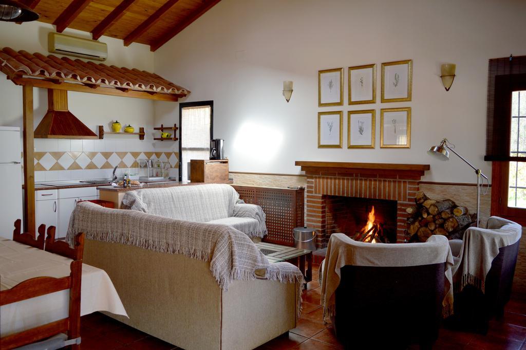 Casa Valeriana Villa Navaconcejo Luaran gambar